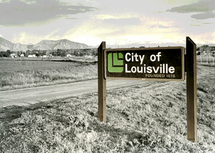 Louisville Timeline button